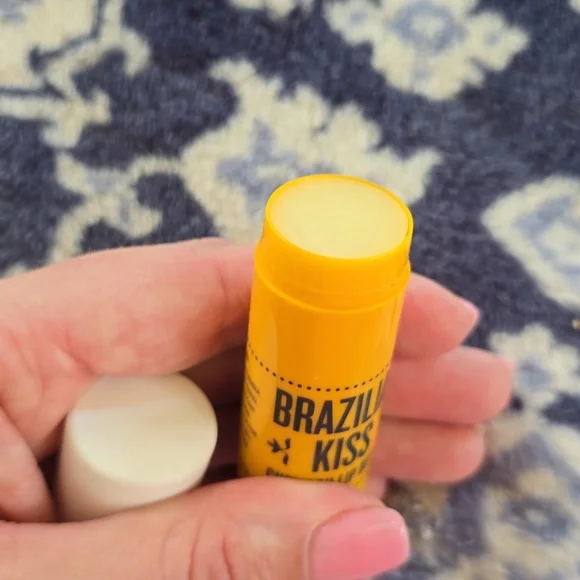 Sol de Janeiro Brazilian Kiss Lip Butter - Picture 2 of 3